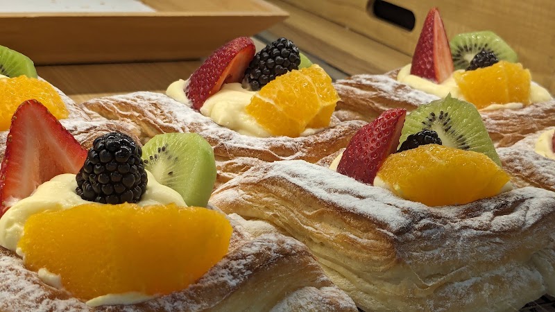 Paris Baguette photo 2