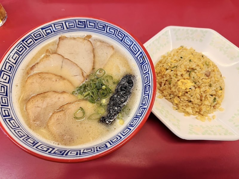 元祖長浜ラーメン金豚 東店 写真3
