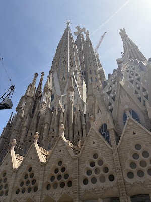 Gaudí & Modernism Walking Tour