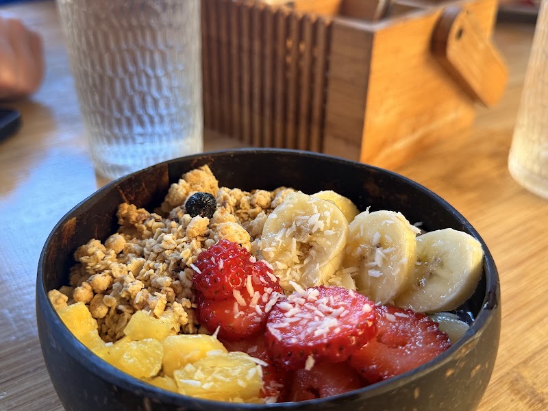 Island Fresh Café photo 3
