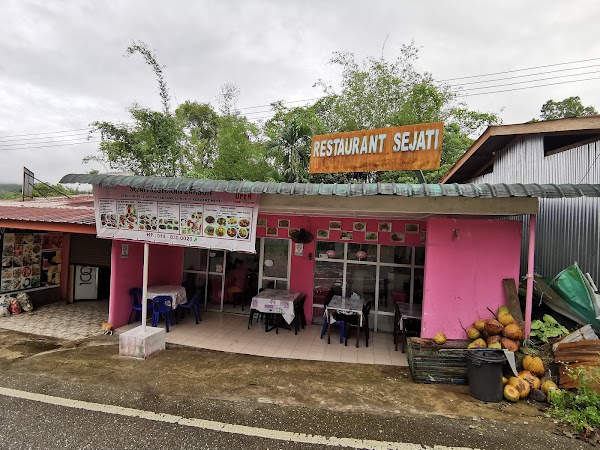 Sejati Restaurant - Photo 1