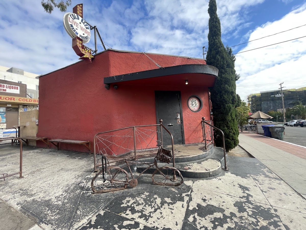 Live Wire: Google Places image 5