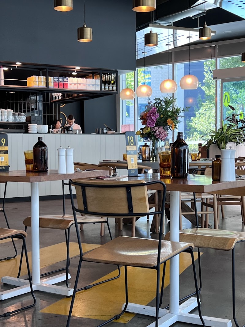 Space Kitchen photo 8