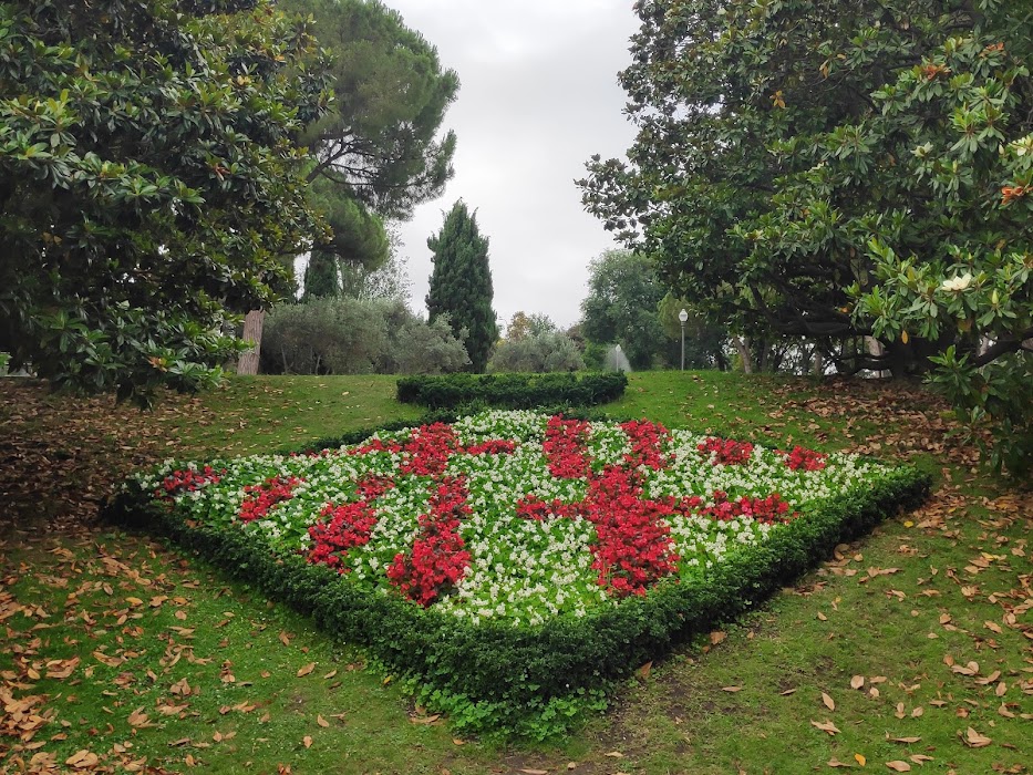 Jardines de Mossèn Cinto Verdaguer fotoğraf 1