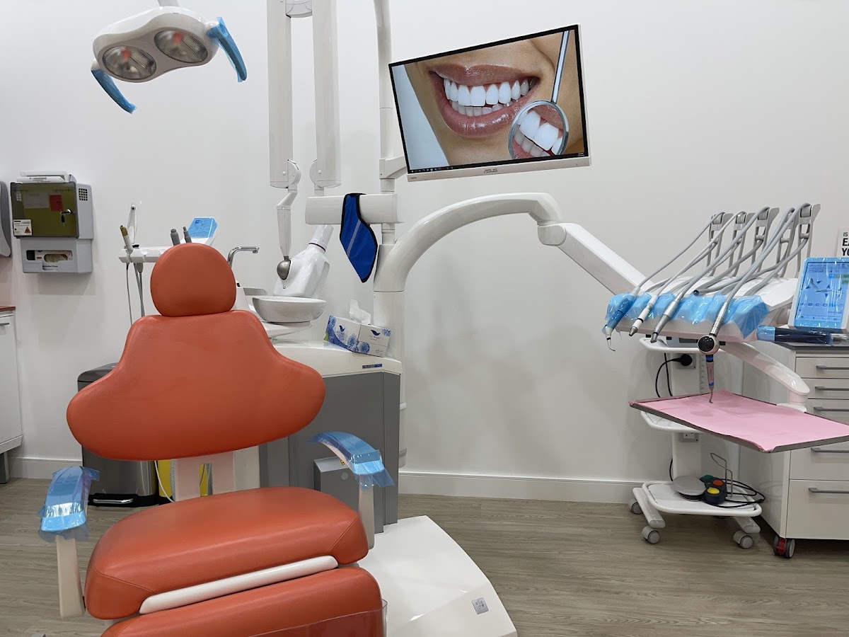 Dr. Joy Dental Clinic, Jumeirah Village Circle 5