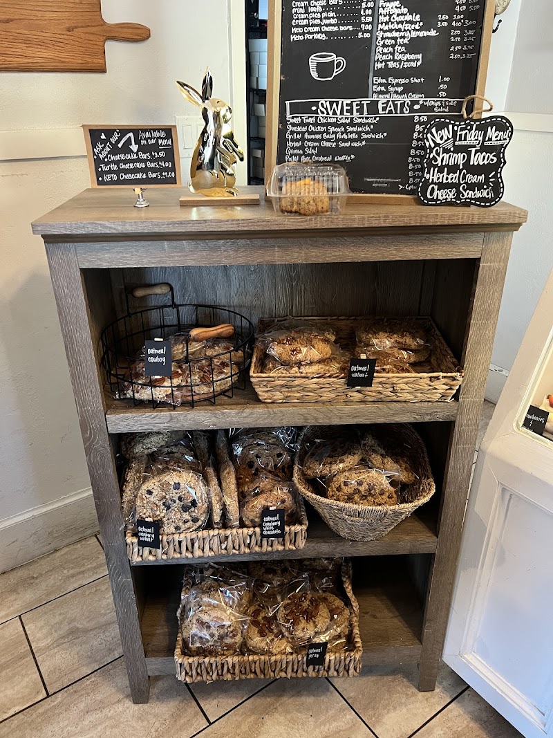 Sweet Tweets Bakery photo 1