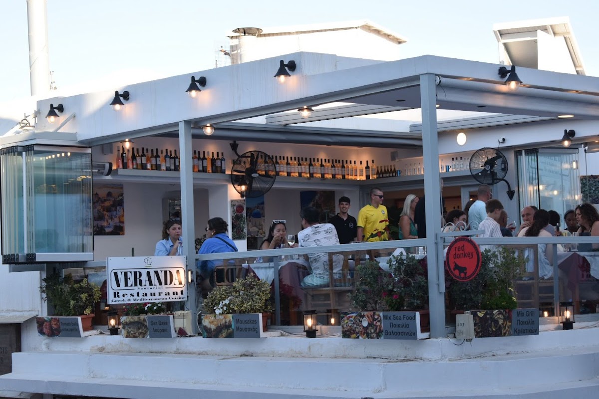 Veranda Restaurant in santorini