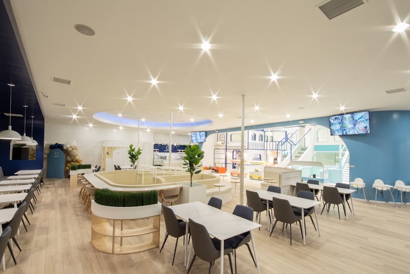 LOOMA SPACE — interior