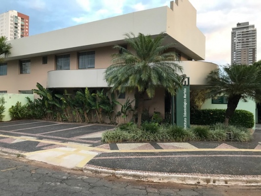 Dra. Sabrina Fenelon - Ortodontista Goiânia