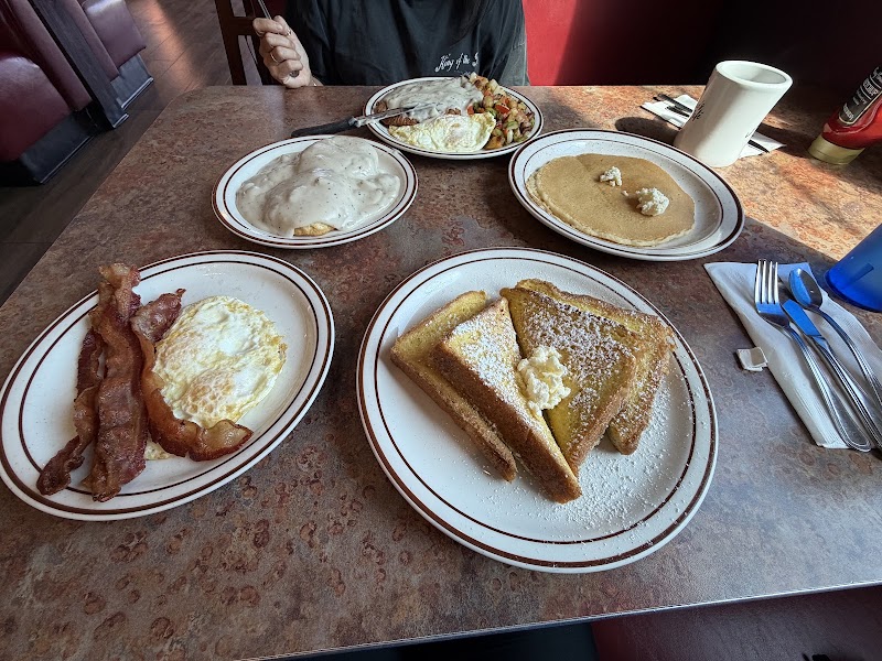 Annie's Cafe Temecula photo 3