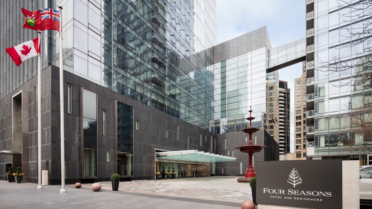 Four Seasons Hotel Toronto — World-class service
