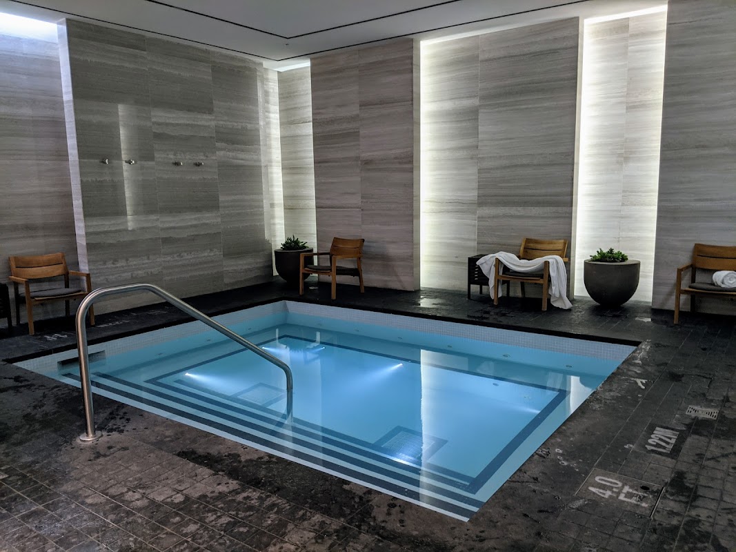 Four Seasons Hotel Toronto — photo 3