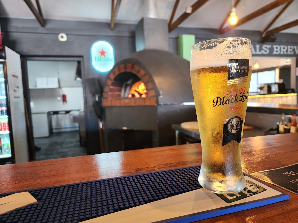 Locals Pub & Grill Grootbrak — photo 2