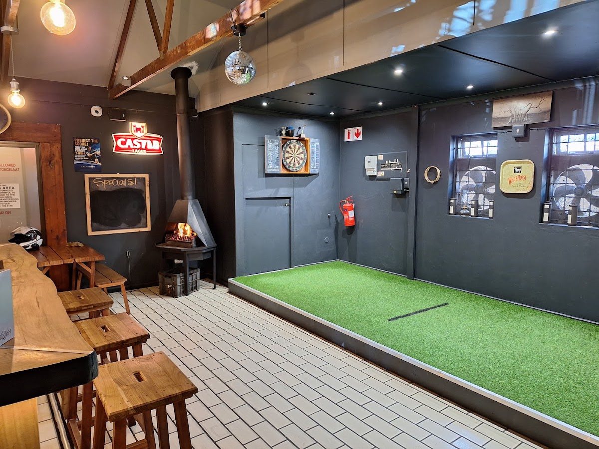 Locals Pub & Grill Grootbrak — photo 3