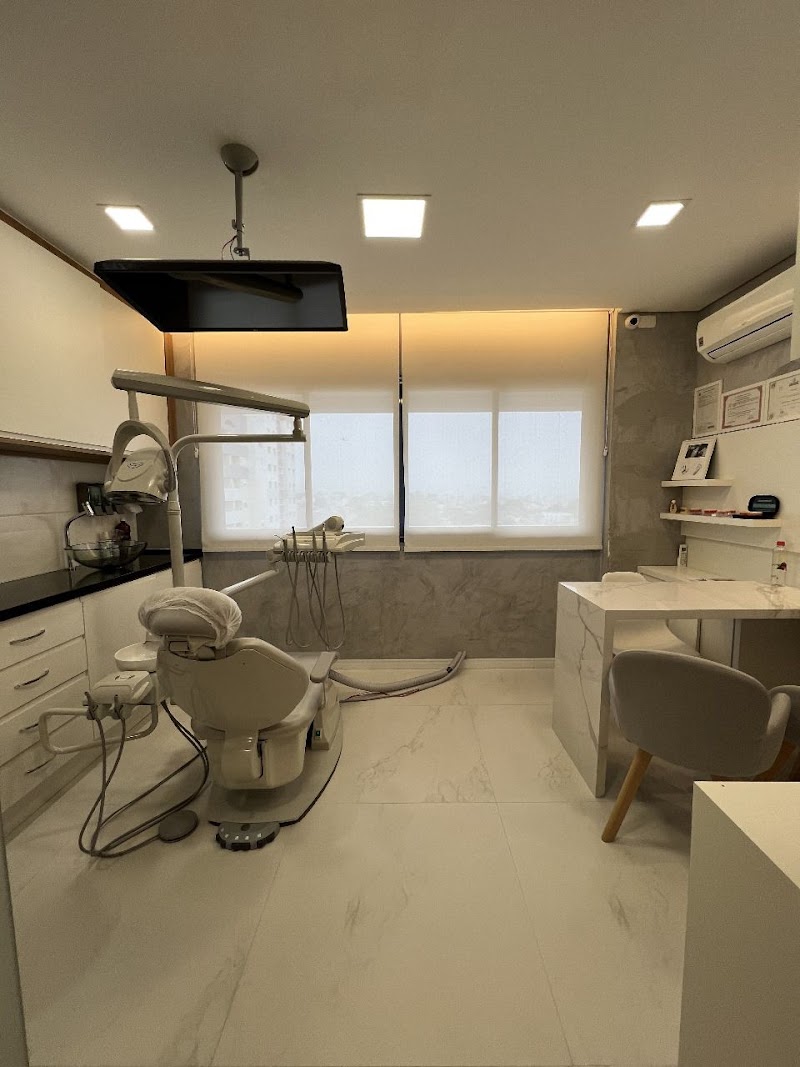 Dra Thayla Almeida Odontologia