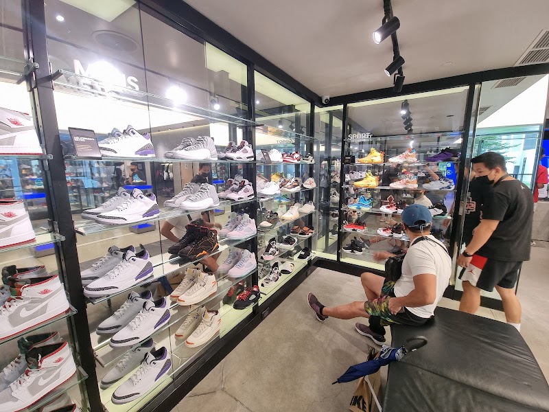Jordan Manila