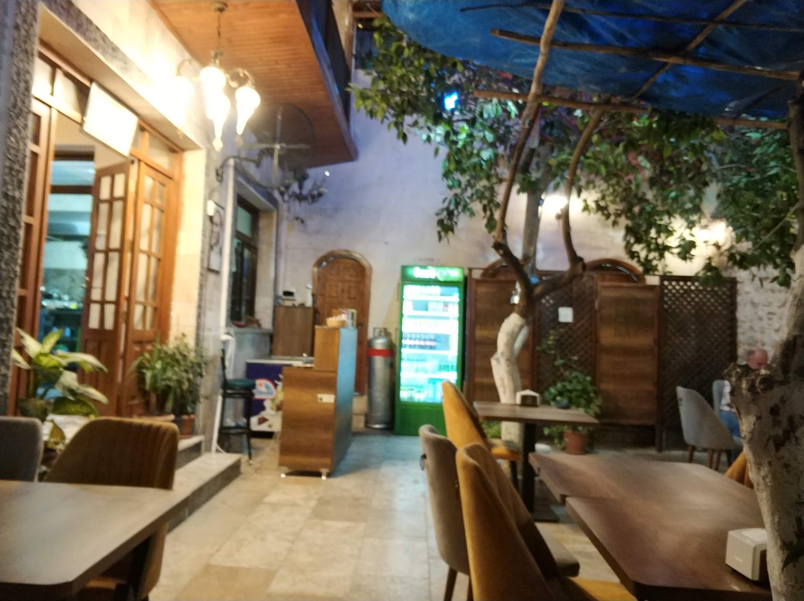 The Out Pub mekanı