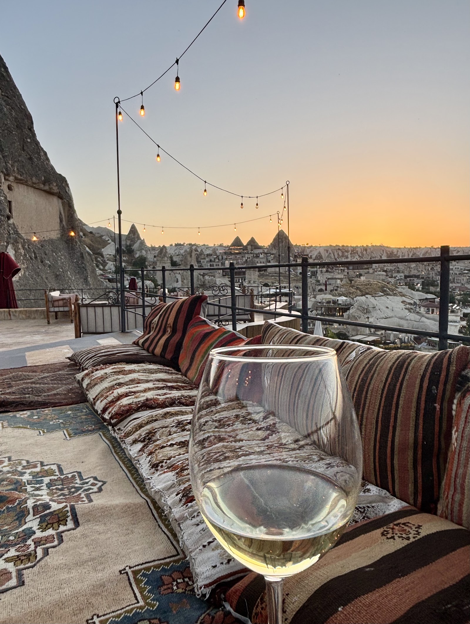 Panoramic Rooftop BAR mekanı