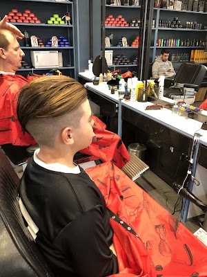 AVH - Aurora Village Hairdresser