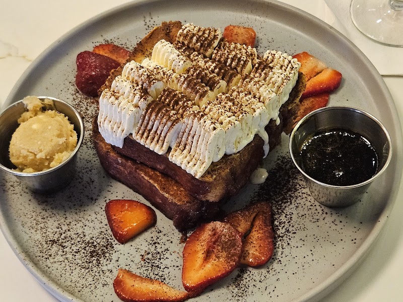 Cafe Madison photo 4