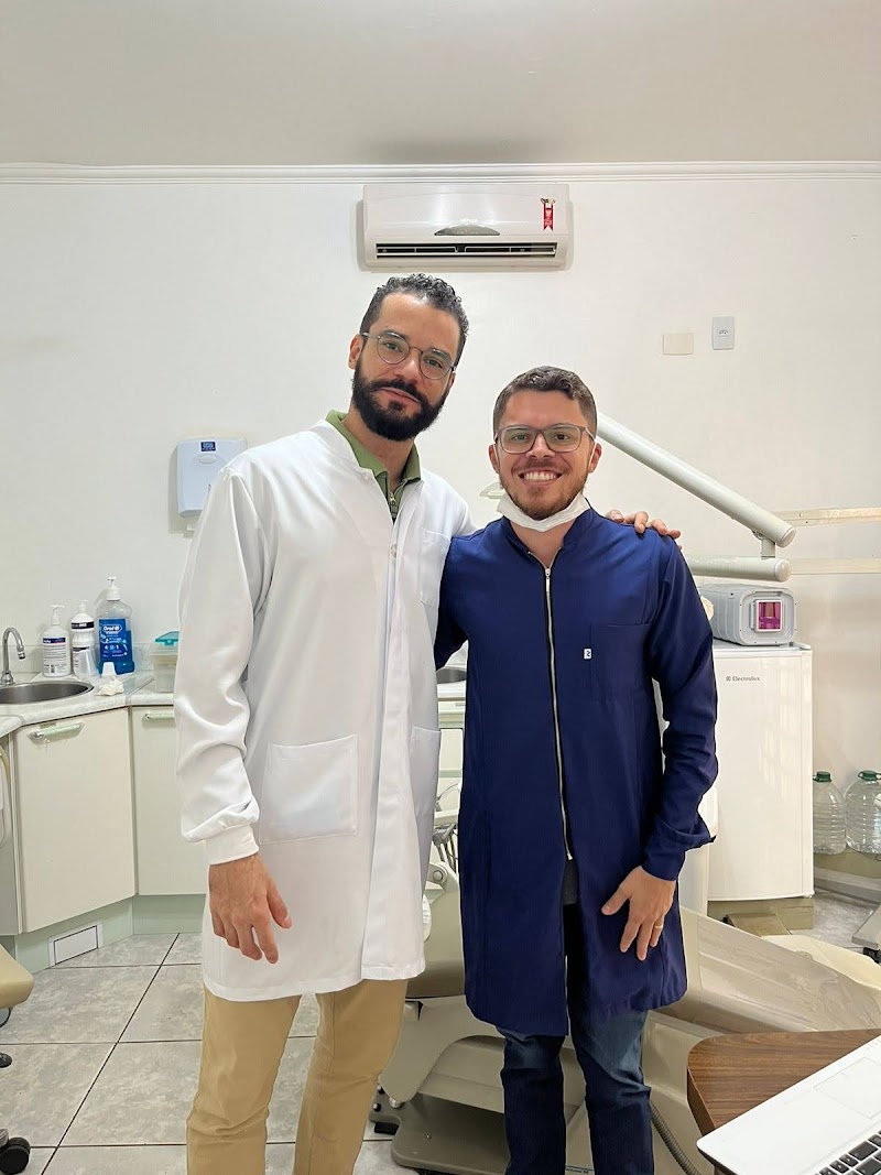 Dr. Diego Barauna - Tratamento de Canal Ribeirão - Endodelivery - foto 2