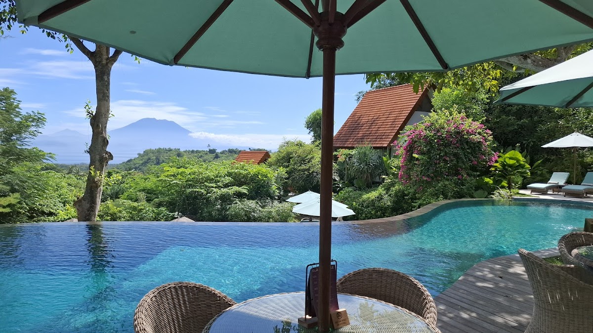Deep Roots Dive & Yoga Resort
