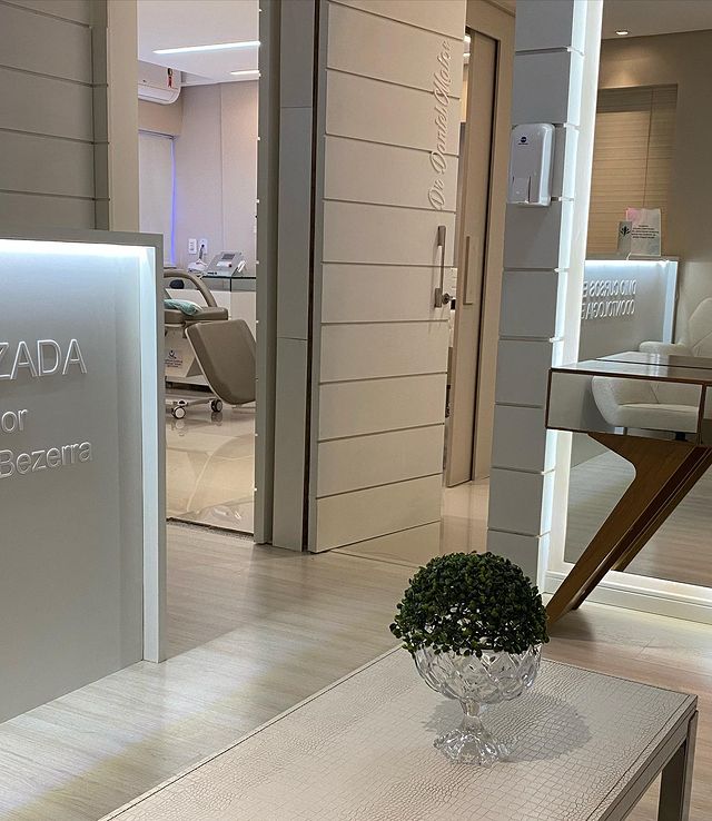 DMIO CLINICA / Dr. Daniel Maior e Dr. Anderson Bezerra