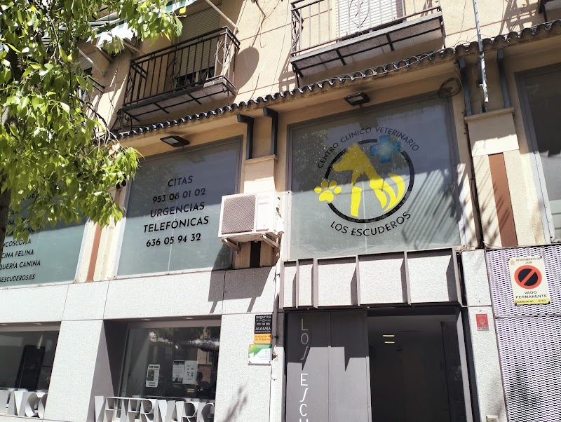 Centro Clínico Veterinario Los Escuderos