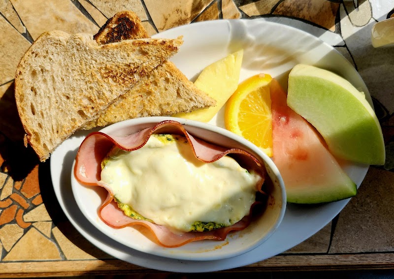 Cafe Des Artistes photo 2