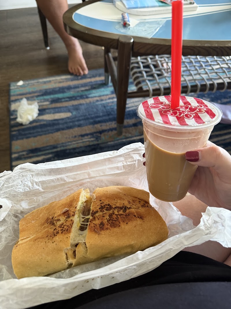 Sandy's Café photo 3