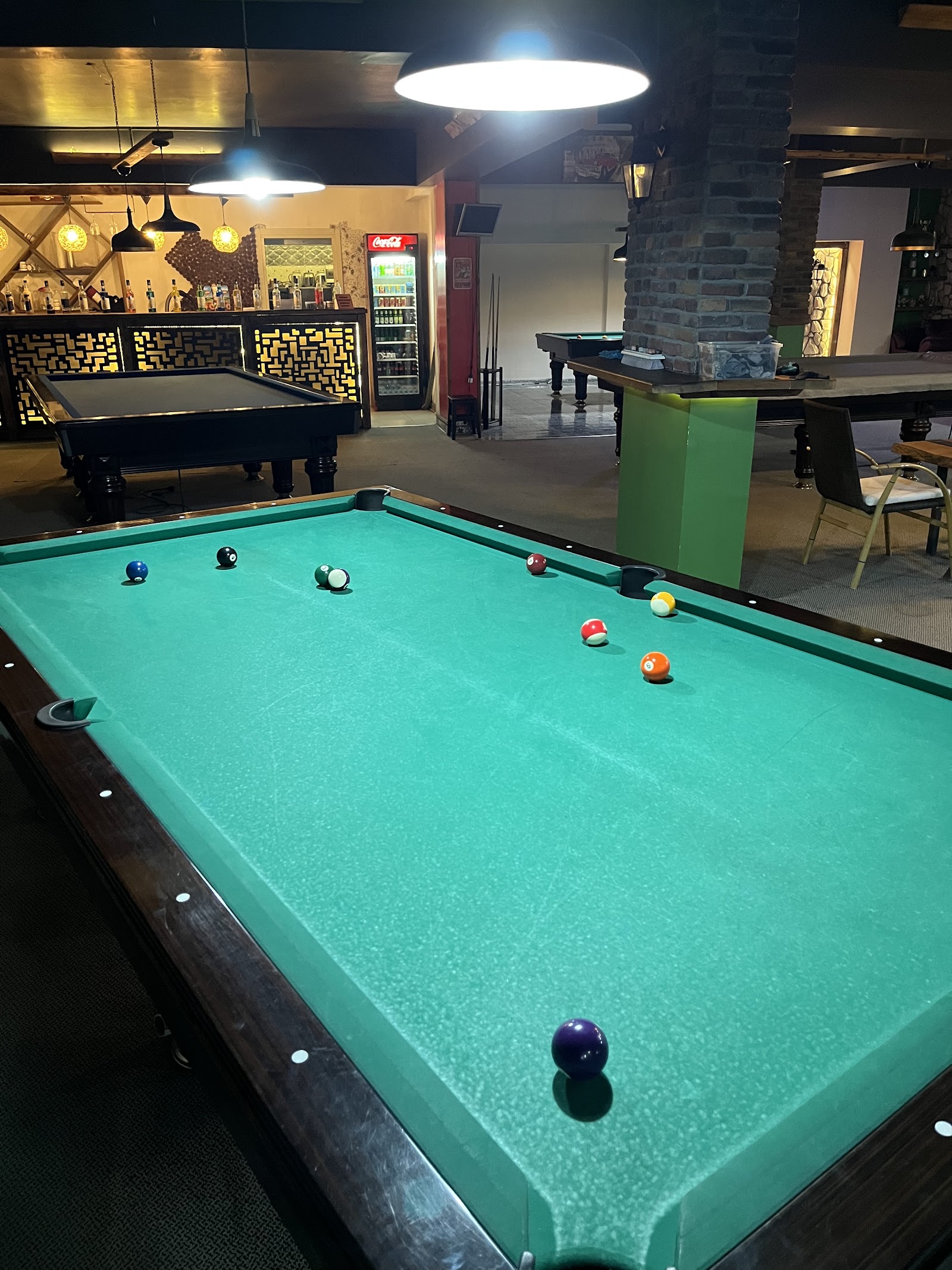 ..derlerr bilardo spor salonu mekanı