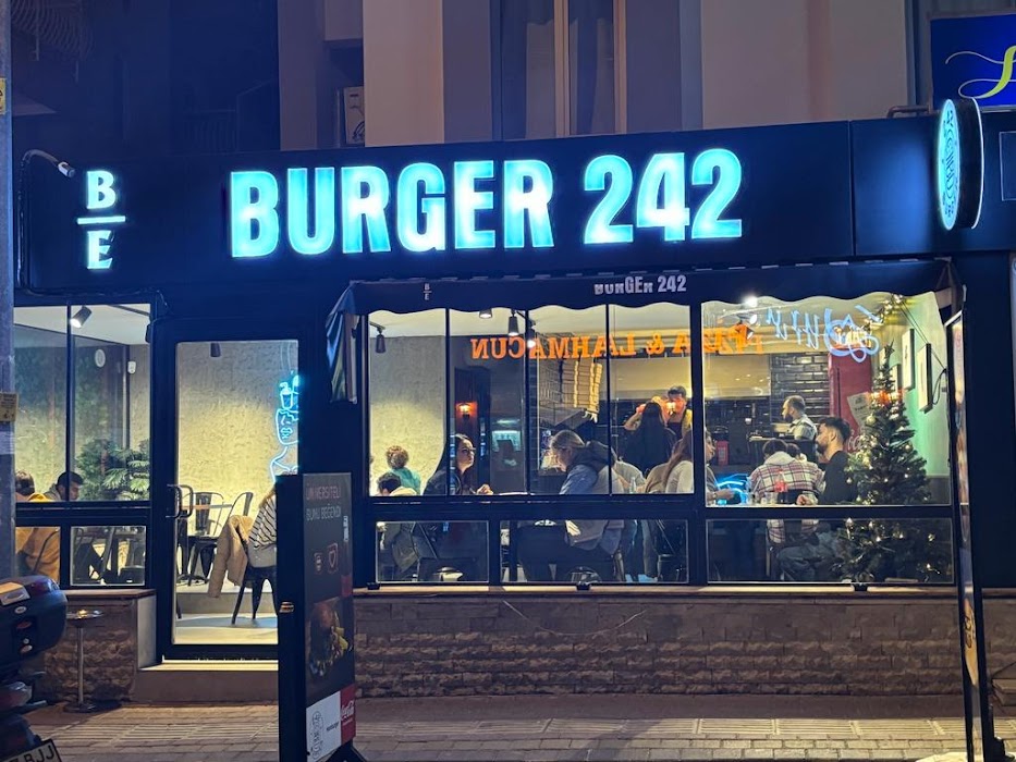 BURGER 242 fotoğraf 1