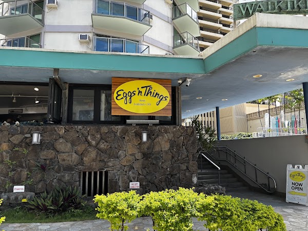Eggs ‘n Things – Waikiki Beach Eggspress