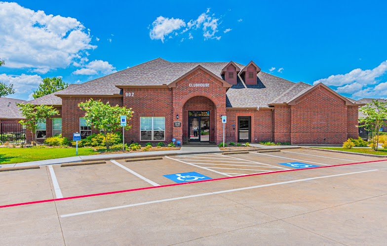 Lakeside Manor Senior Apartments