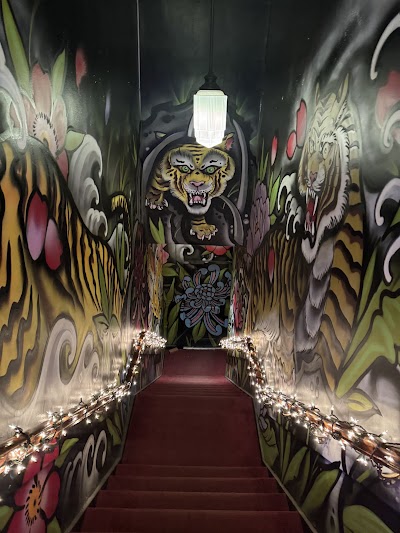 11 Tigers photo 4