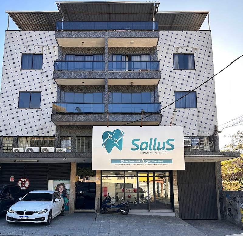 Sallus Odontologia | Implantes dentários | Prótese Protocolo | Dentista em Teresópolis - foto 3