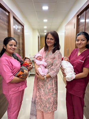 Dr Mrunal Kapadnis- Gynaecologist In Nashik And Infertility Treatment Nashik | PCOS/PCOD Treatment | IUI Treatment