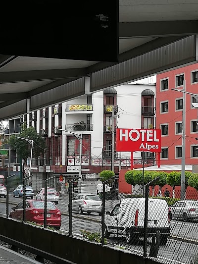 Hotel Alpes