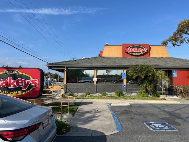 Shakey's Pizza Parlor