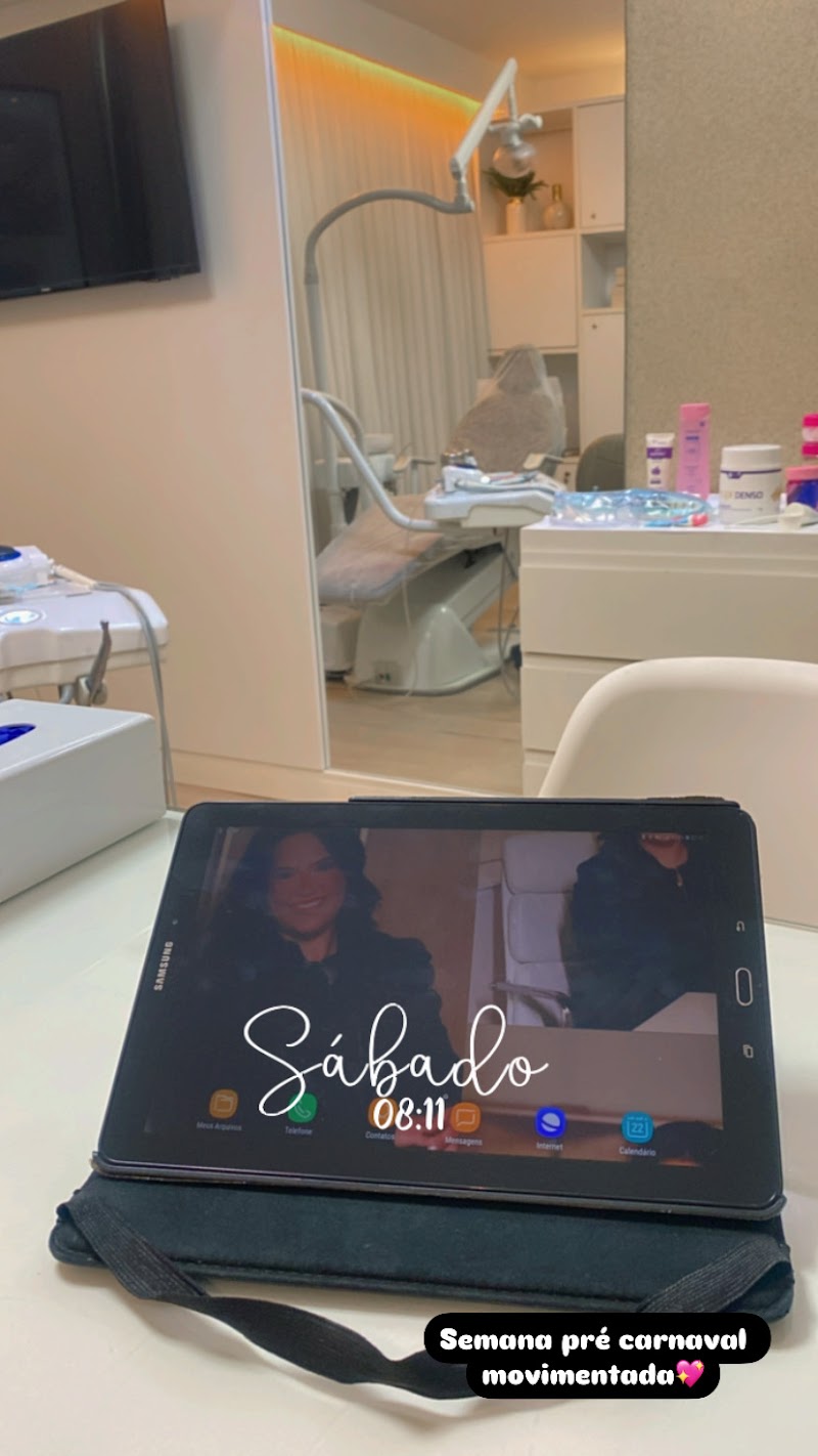 Dra. Bárbara Brito - Cirurgiã-Dentista - foto 4