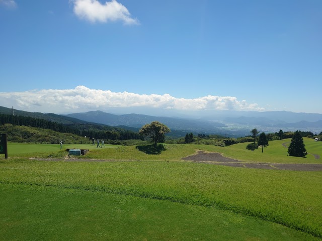 Ashinoko Country Club - Photo 2