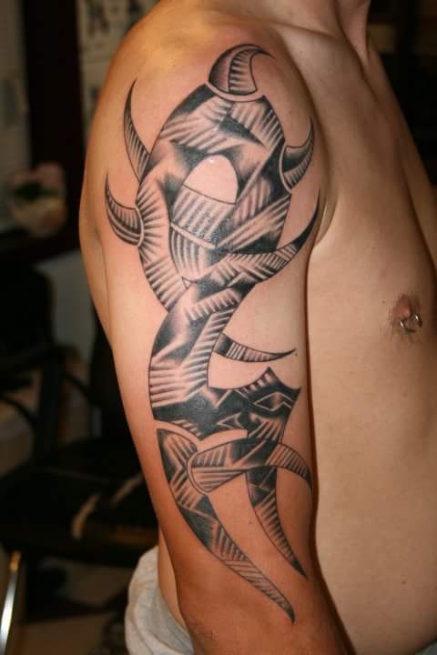 Tattoo Club tattoo parlor in Hamilton, OH