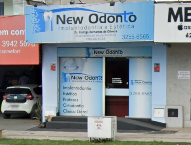 New Odonto Implantodontia e Estética