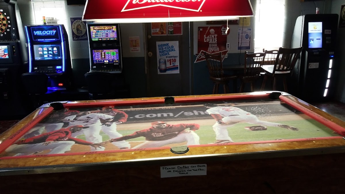 Lutz's Tavern photo 4