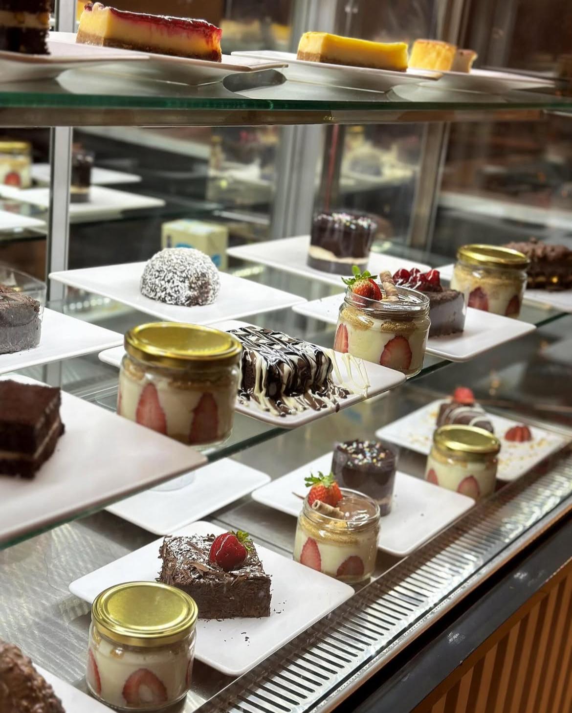 Firuze Kampüs Chocolate & Coffee mekanı