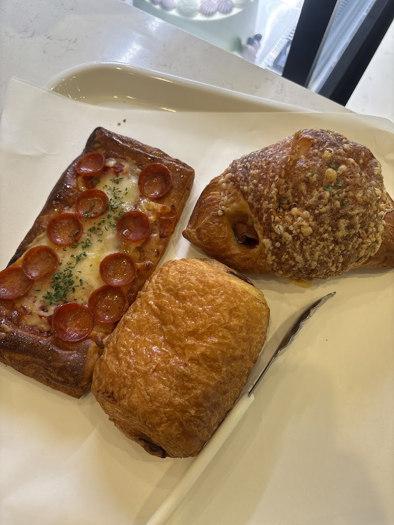 Paris Baguette photo 2