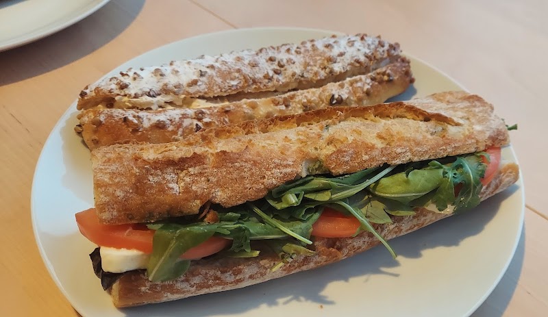 Paris Baguette photo 2