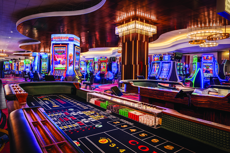 Horseshoe Black Hawk photo 4