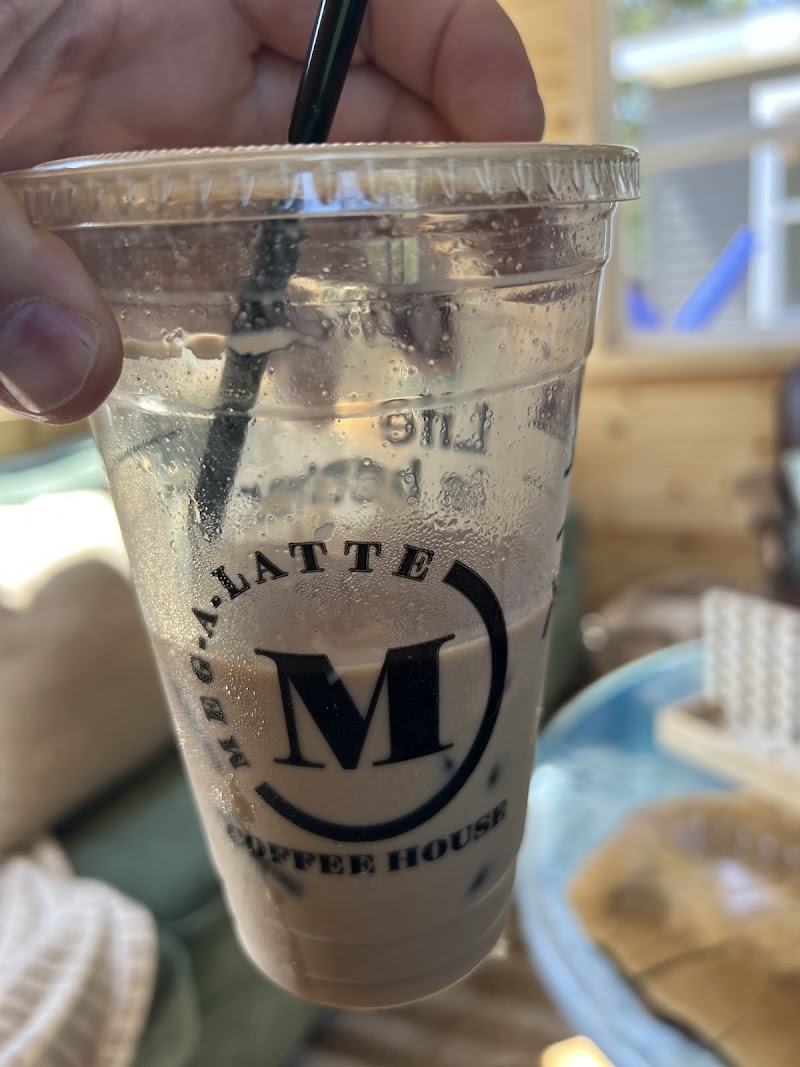 Meg-A-Latte | Coffee House (Minot Location) photo 4