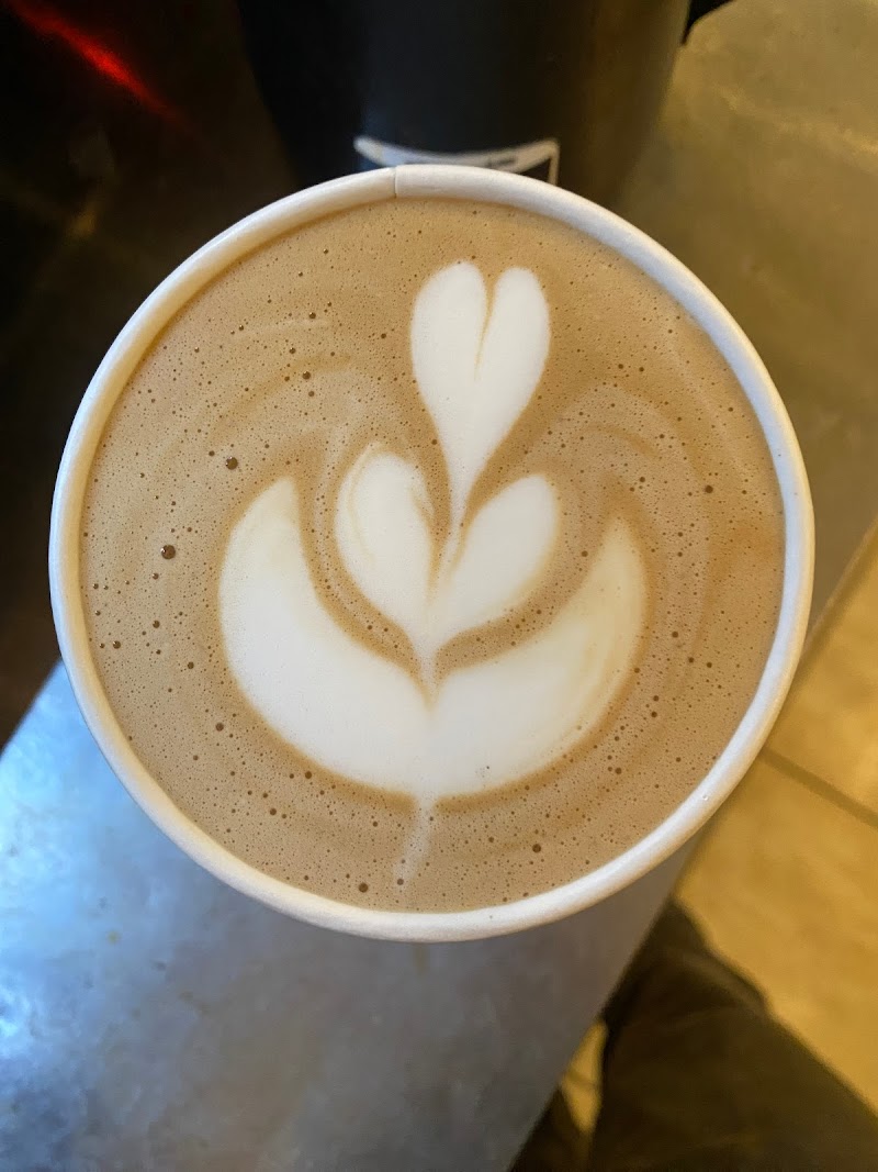 Raven's Roast Coffee Lounge photo 3